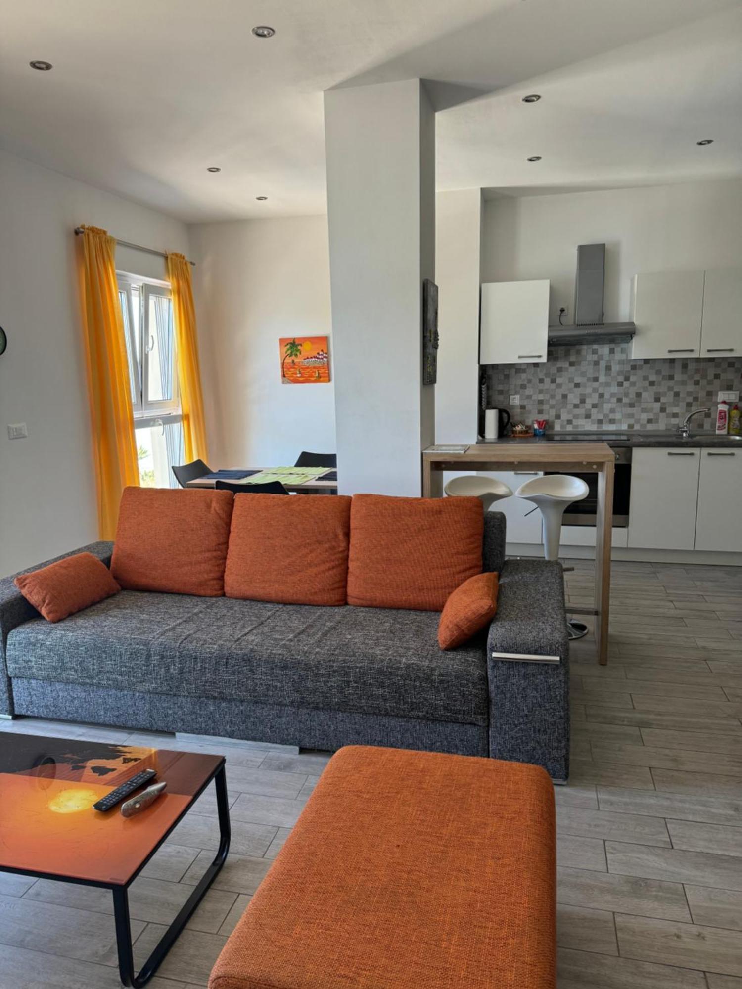Oki Apartment Gradac  Eksteriør billede
