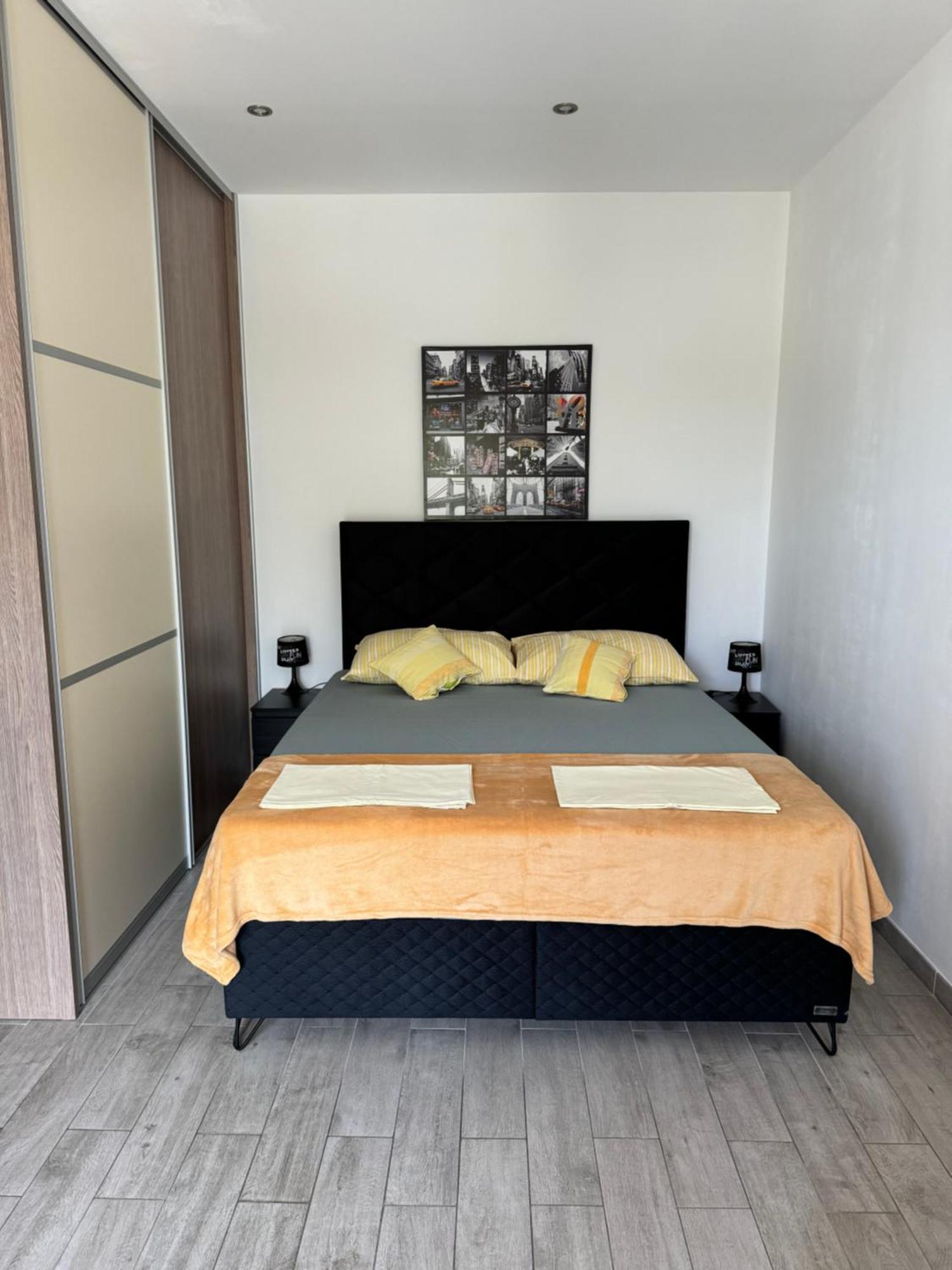 Oki Apartment Gradac  Eksteriør billede