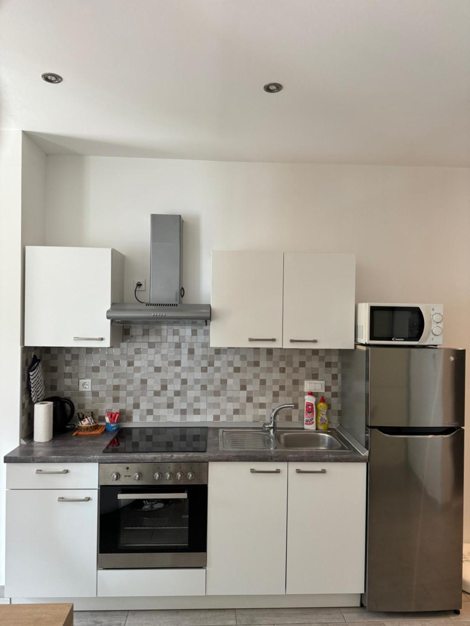 Oki Apartment Gradac  Eksteriør billede